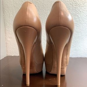 Jimmy choo nude pumps